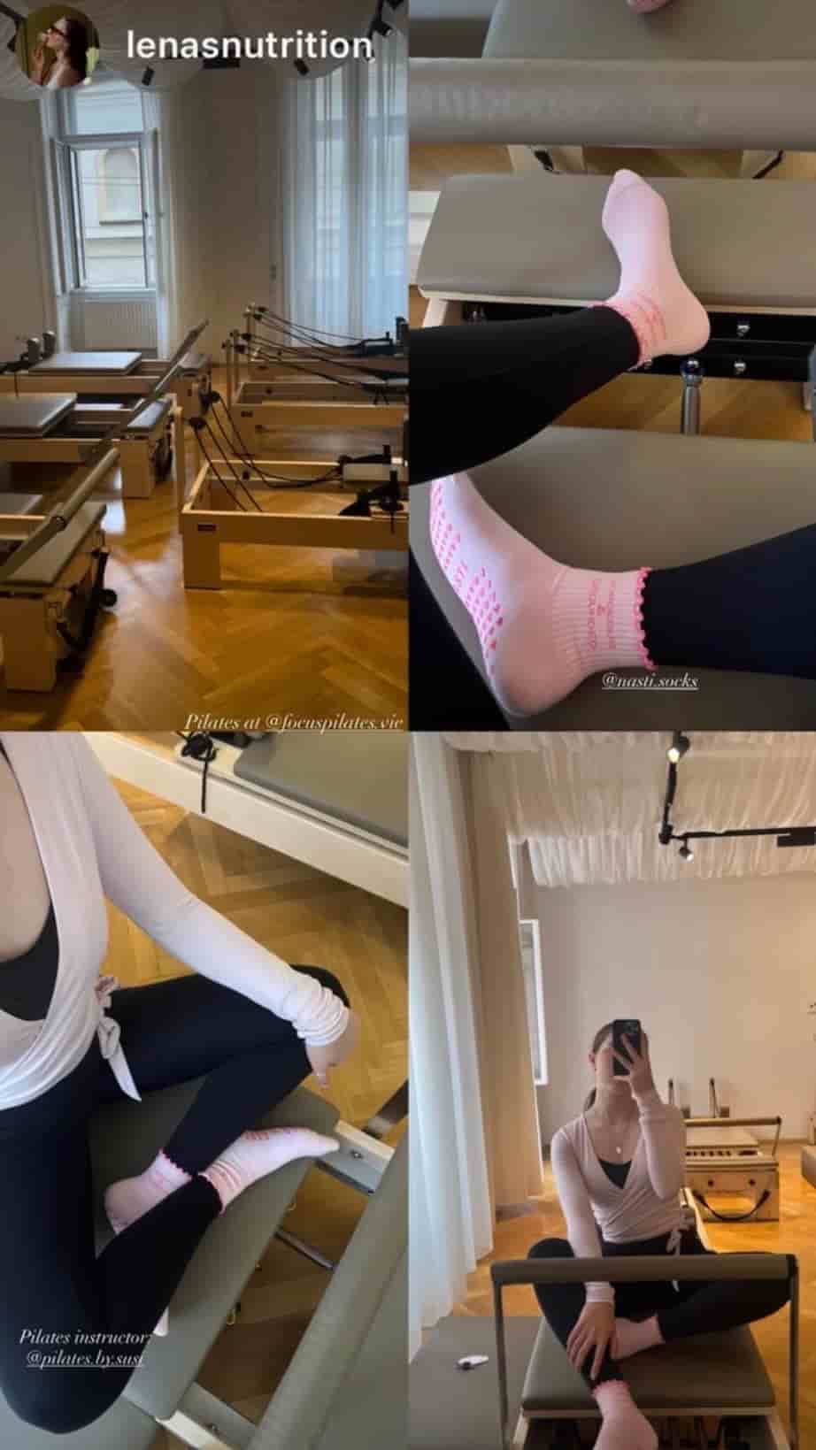 Collage aus einem Pilates-Studio mit mehreren Reformer-Geräten. Eine Frau trägt beim Training rosa NST Pilates-Socken mit Rüschenrand und rutschfester Sohle; mehrere Bilder zeigen die Socken während verschiedener Pilates-Übungen.
